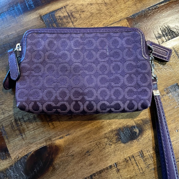 Coach Wristlet - Picture 2 of 4